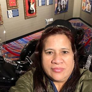 Meet your Posher, Edith